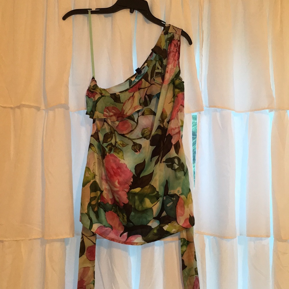 One shoulder floral blouse